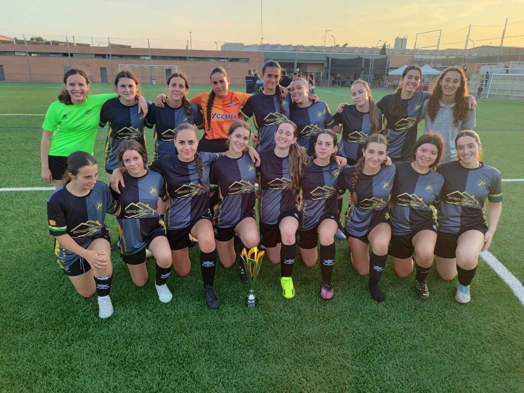 Primer partit del futur Juvenil femení a futbol 11