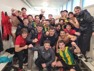 Alegria al vestidor després de guanyar 6-1 al San Sadurní. Enhorabona equip!!